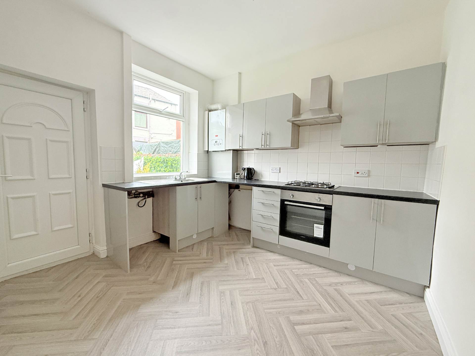 Ripponden Street, Watersheddings, Image 4