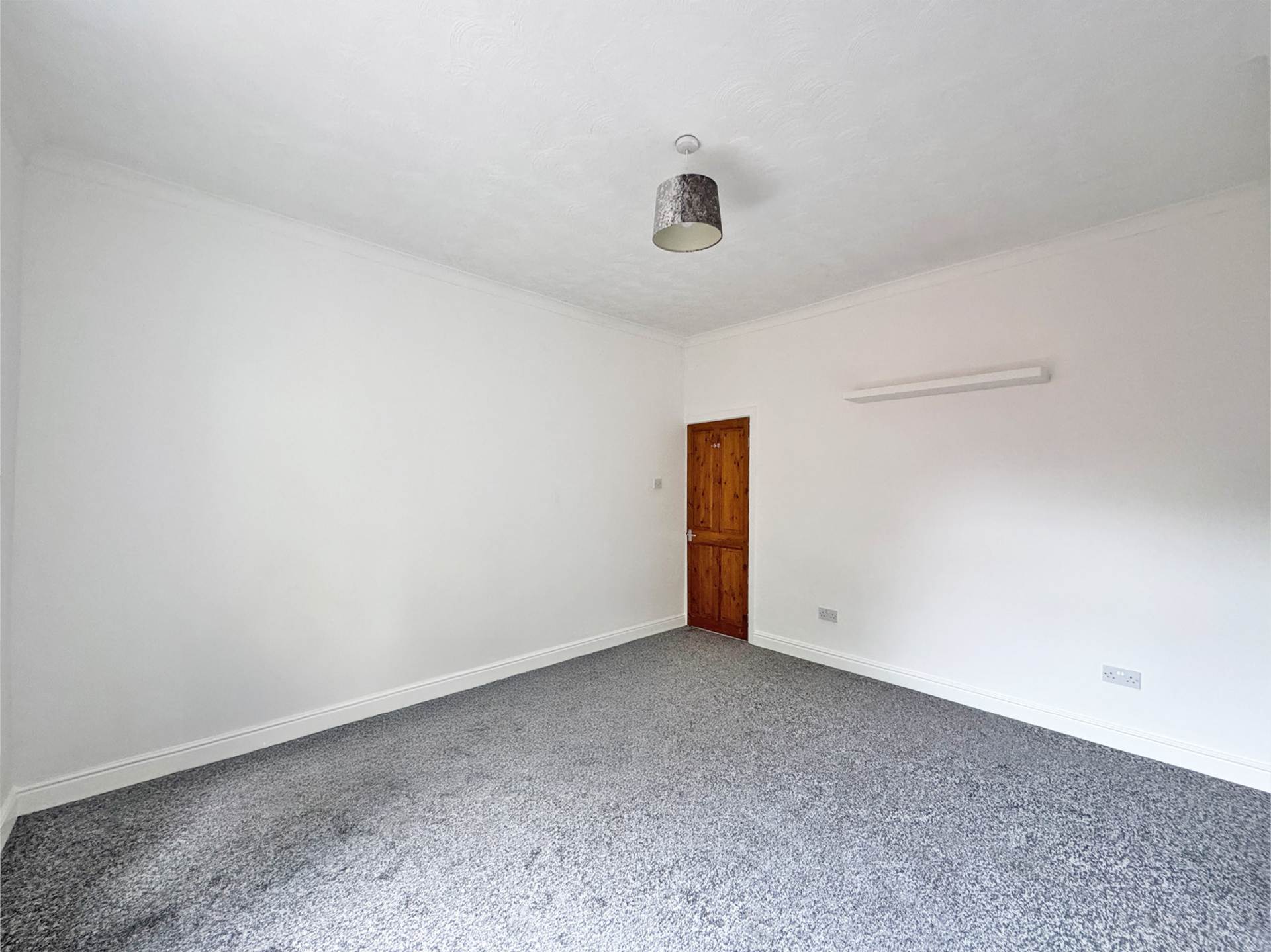 Ripponden Street, Watersheddings, Image 7