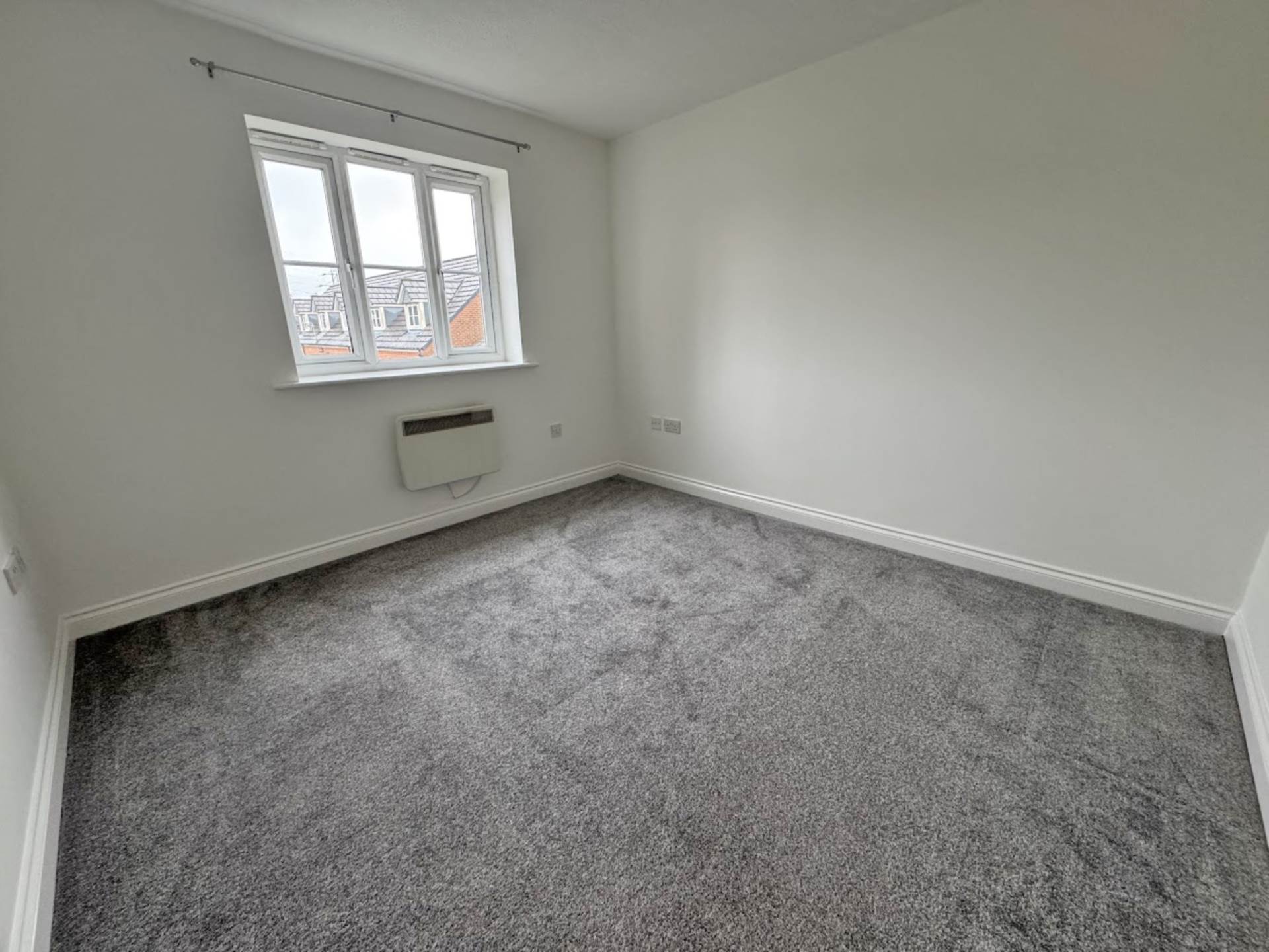 Rosebay Close, Royton, Image 7