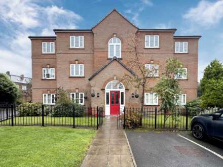 Rosebay Close, Royton, Image 1