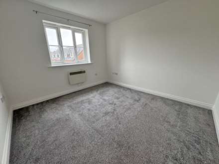 Rosebay Close, Royton, Image 7