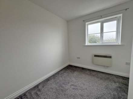 Rosebay Close, Royton, Image 8