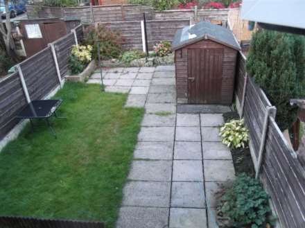 Lea View, Royton, Image 13