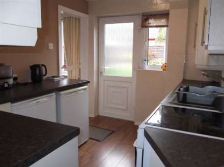 Lea View, Royton, Image 7