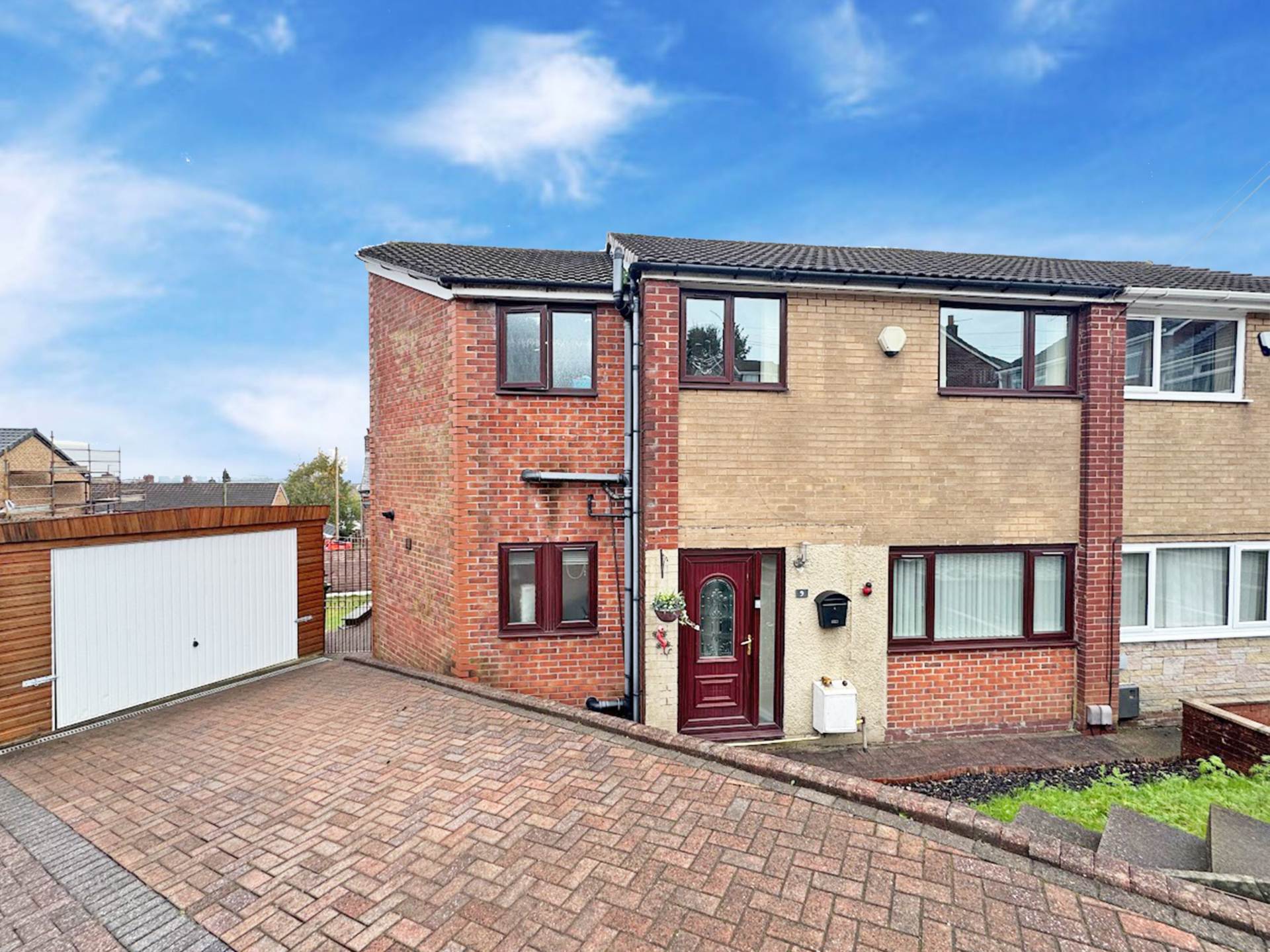 Lindsay Close, Moorside, Oldham, Image 1
