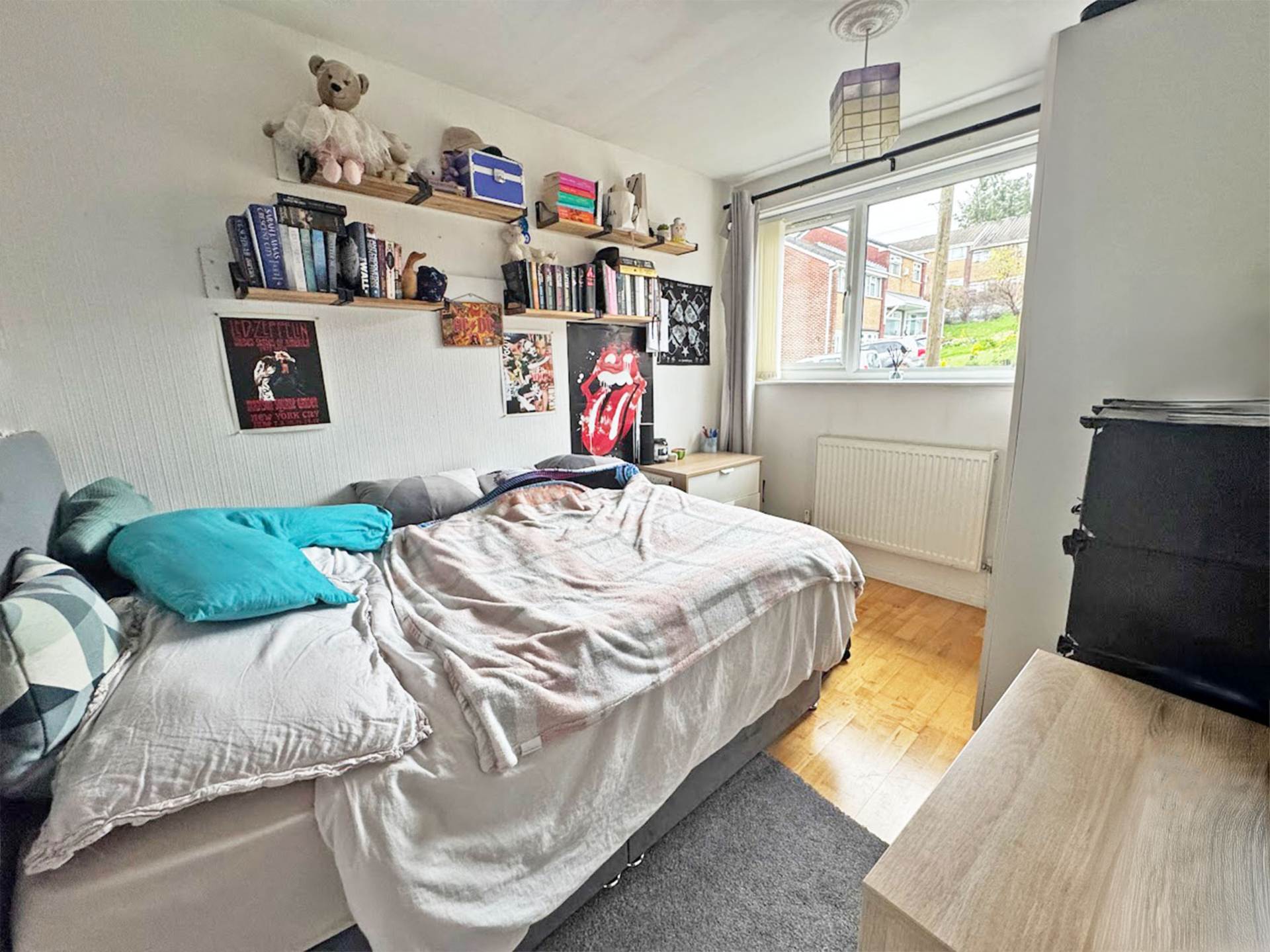 Lindsay Close, Moorside, Oldham, Image 16