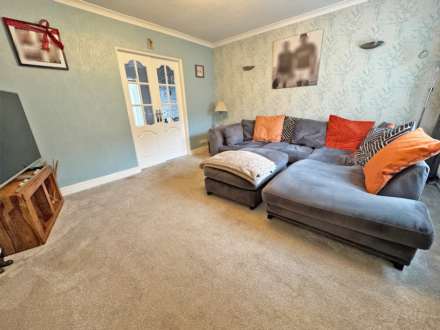 Lindsay Close, Moorside, Oldham, Image 2