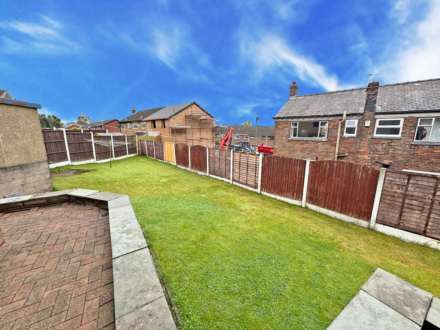 Lindsay Close, Moorside, Oldham, Image 21