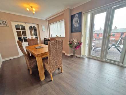 Lindsay Close, Moorside, Oldham, Image 6