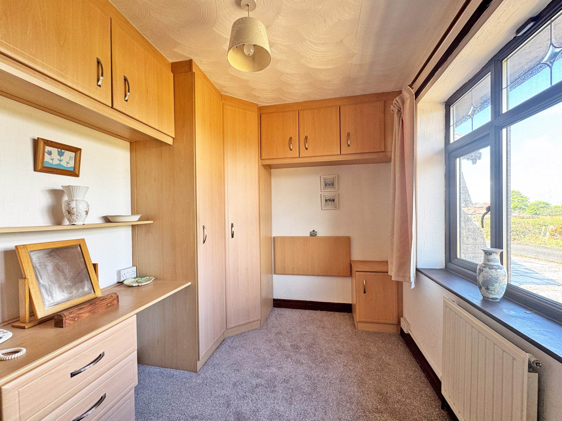 Thornham Road, Royton, Image 16