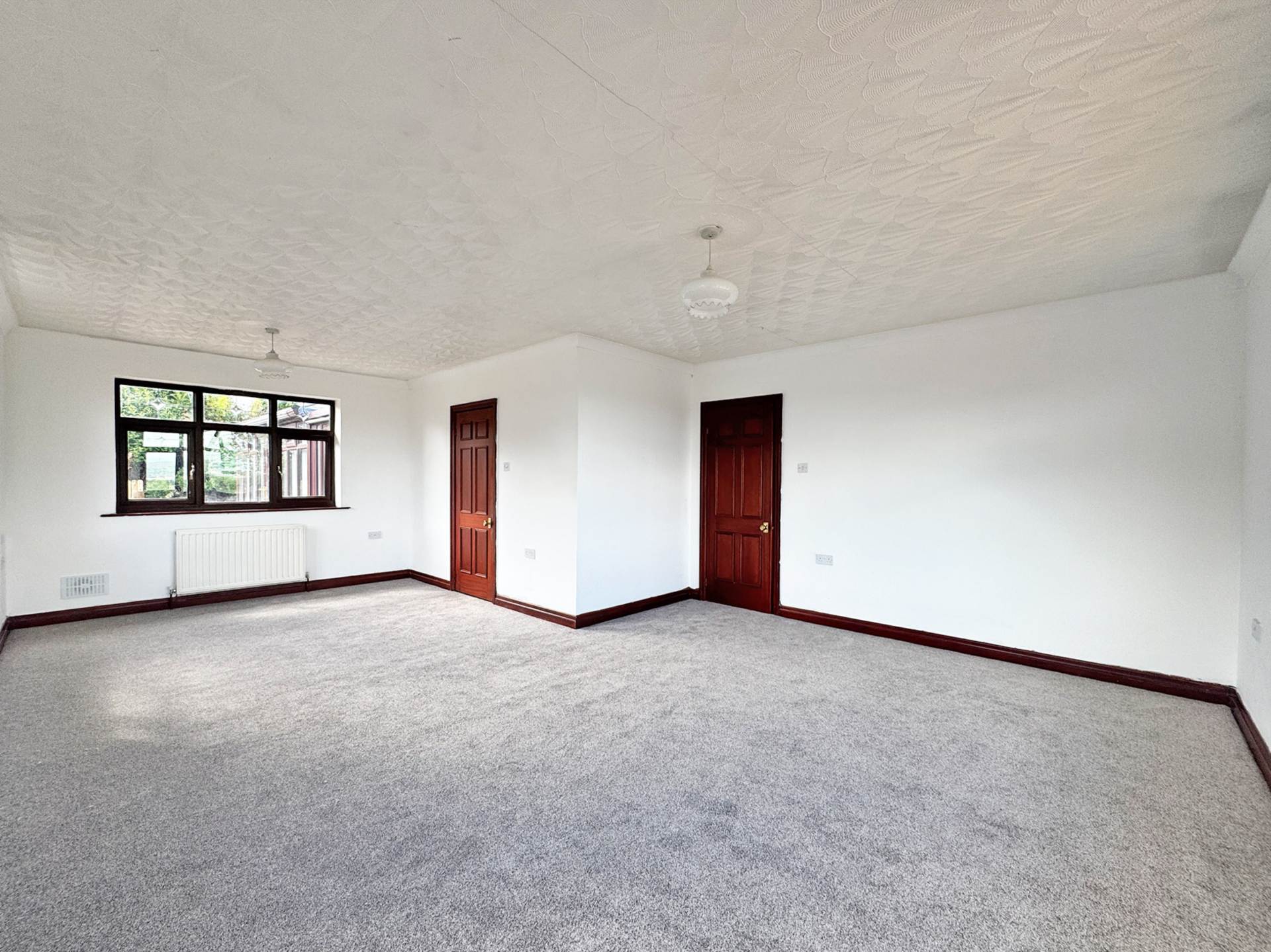 Thornham Road, Royton, Image 4