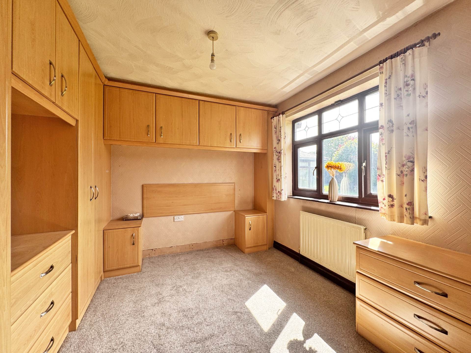 Thornham Road, Royton, Image 9