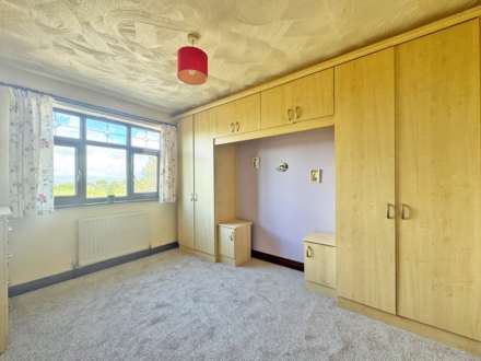 Thornham Road, Royton, Image 12