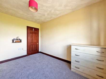 Thornham Road, Royton, Image 13