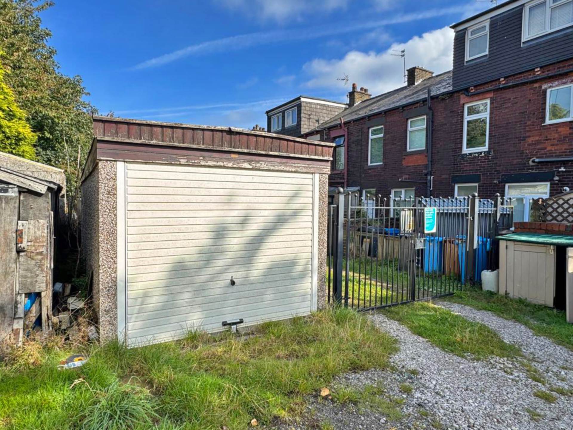 Queen Street, Shaw, Image 22