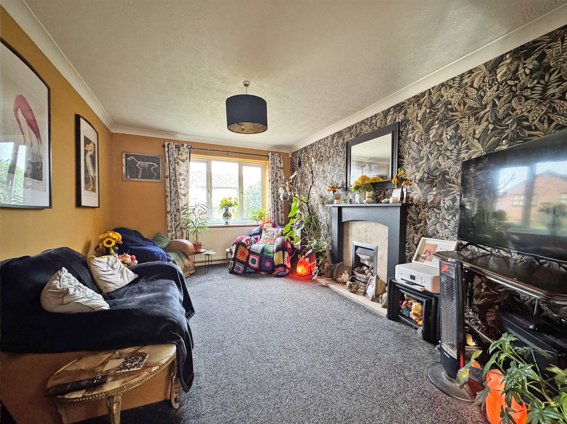 Highfield Drive, Royton, Image 3