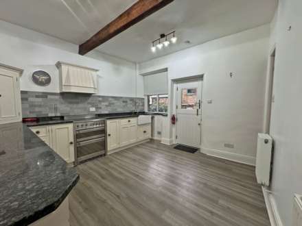 King Street, Delph, Image 8