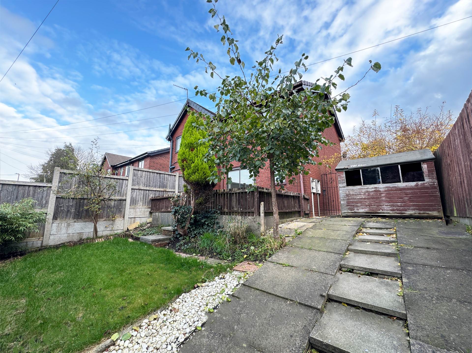 Oldham Road, Royton, Image 11