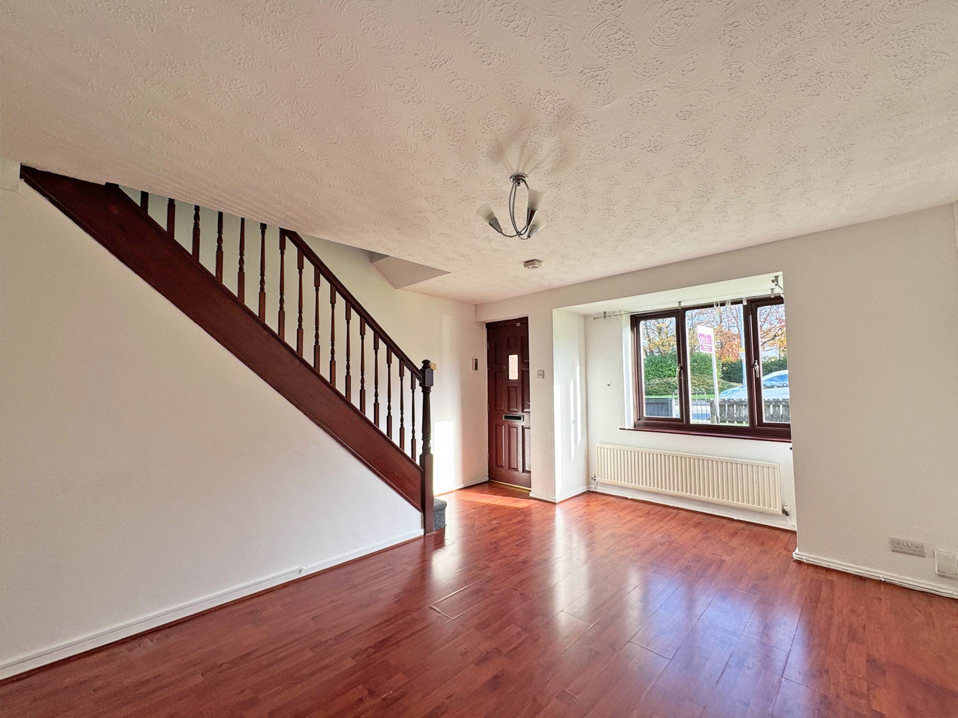 Oldham Road, Royton, Image 2