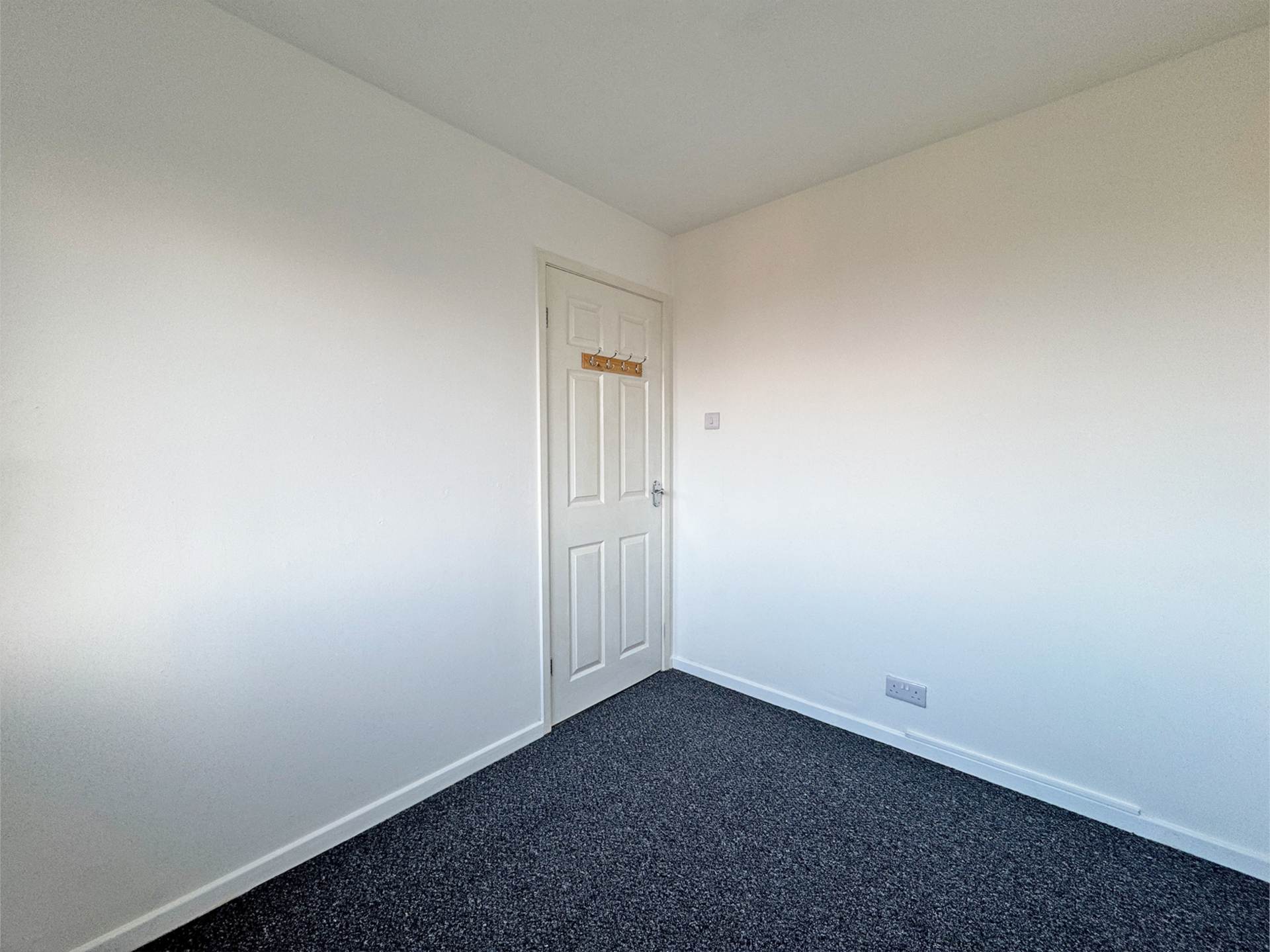 Oldham Road, Royton, Image 8