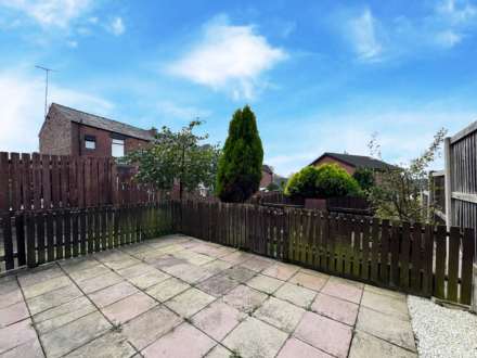 Oldham Road, Royton, Image 10