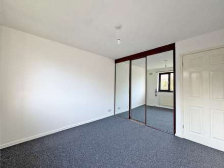 Oldham Road, Royton, Image 6