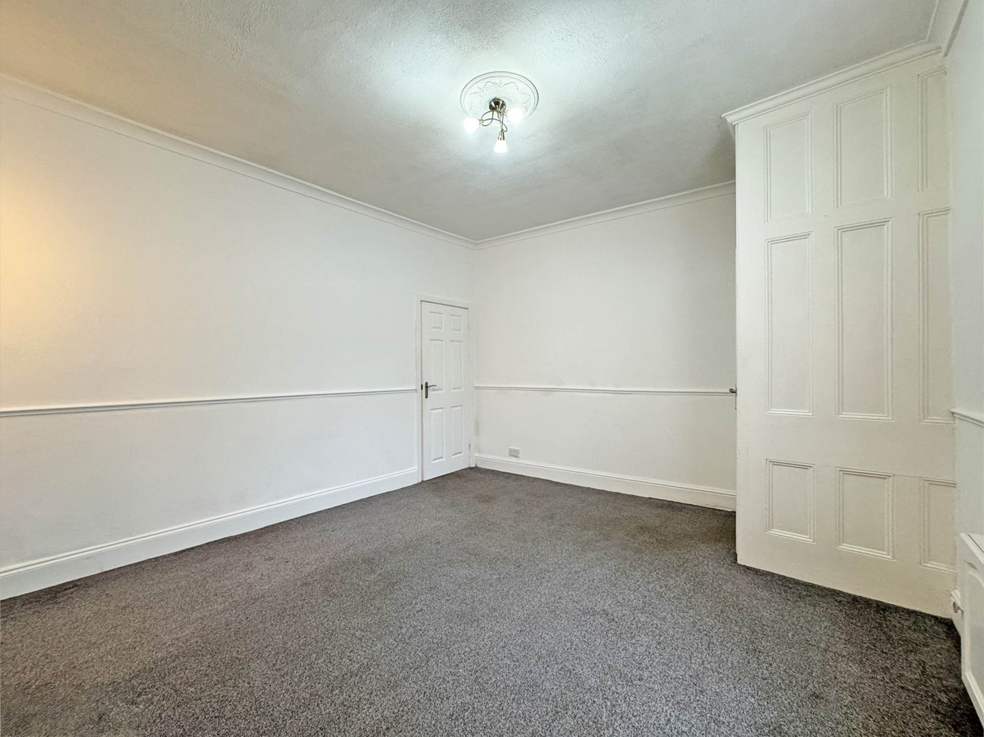 Milnrow Road, Shaw, Oldham, Image 12