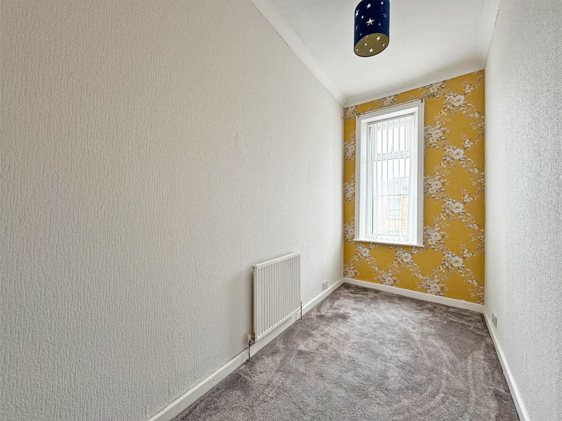 Milnrow Road, Shaw, Oldham, Image 5