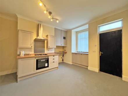 Milnrow Road, Shaw, Oldham, Image 6