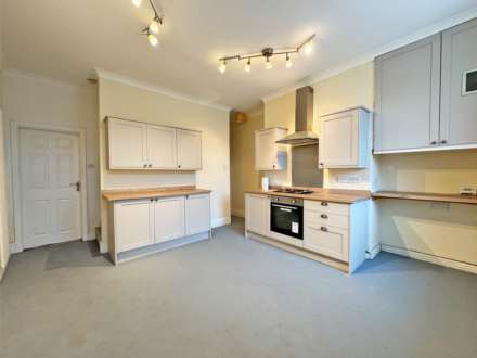 Milnrow Road, Shaw, Oldham, Image 8