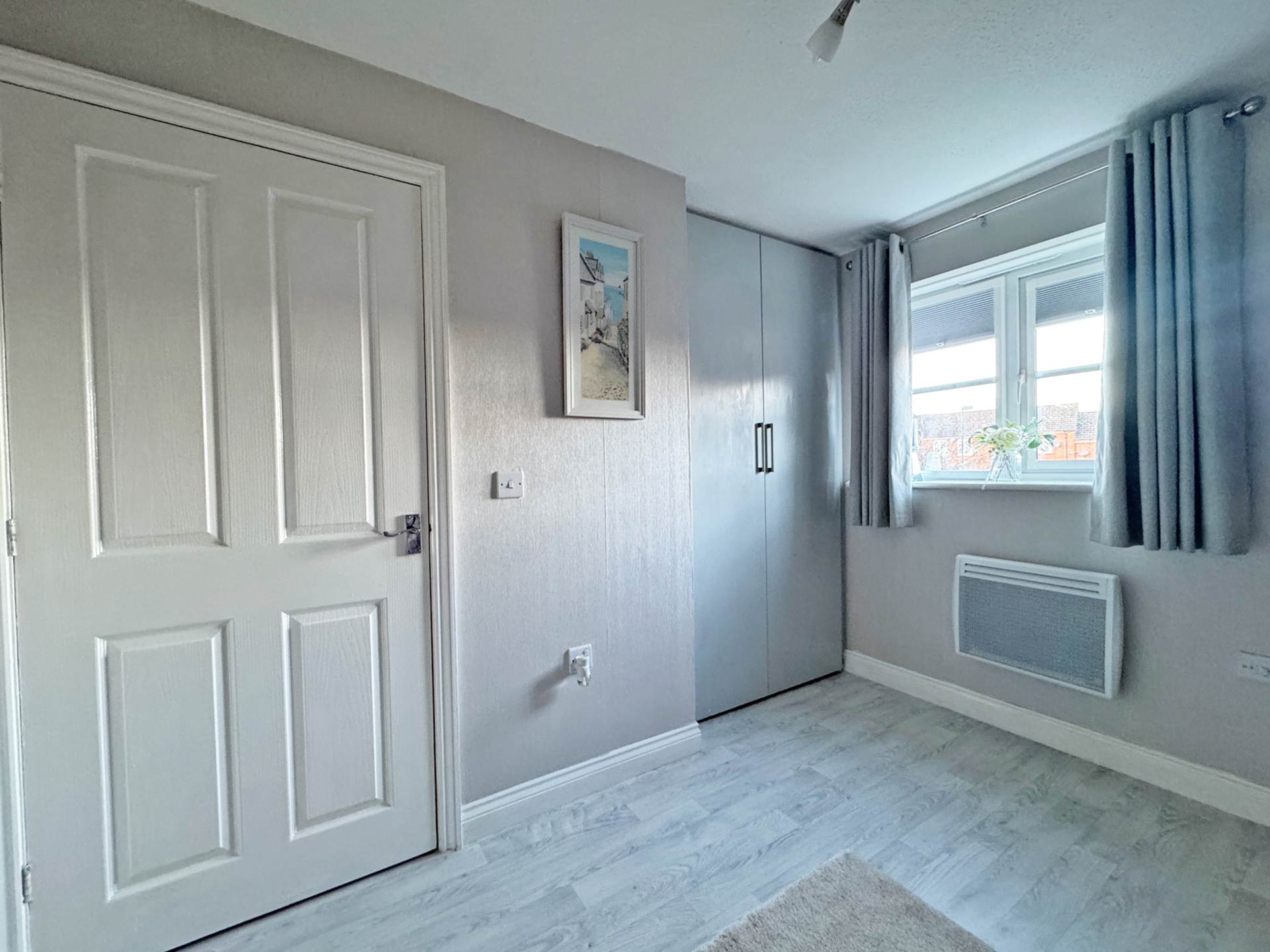 Read Close, Shaw, Image 8