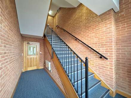 Read Close, Shaw, Image 11