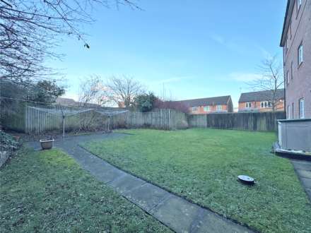 Read Close, Shaw, Image 12