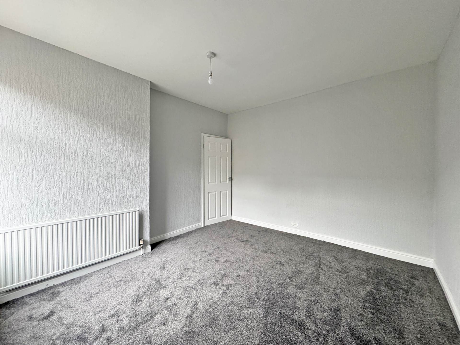 Grains Road, Shaw, Image 8