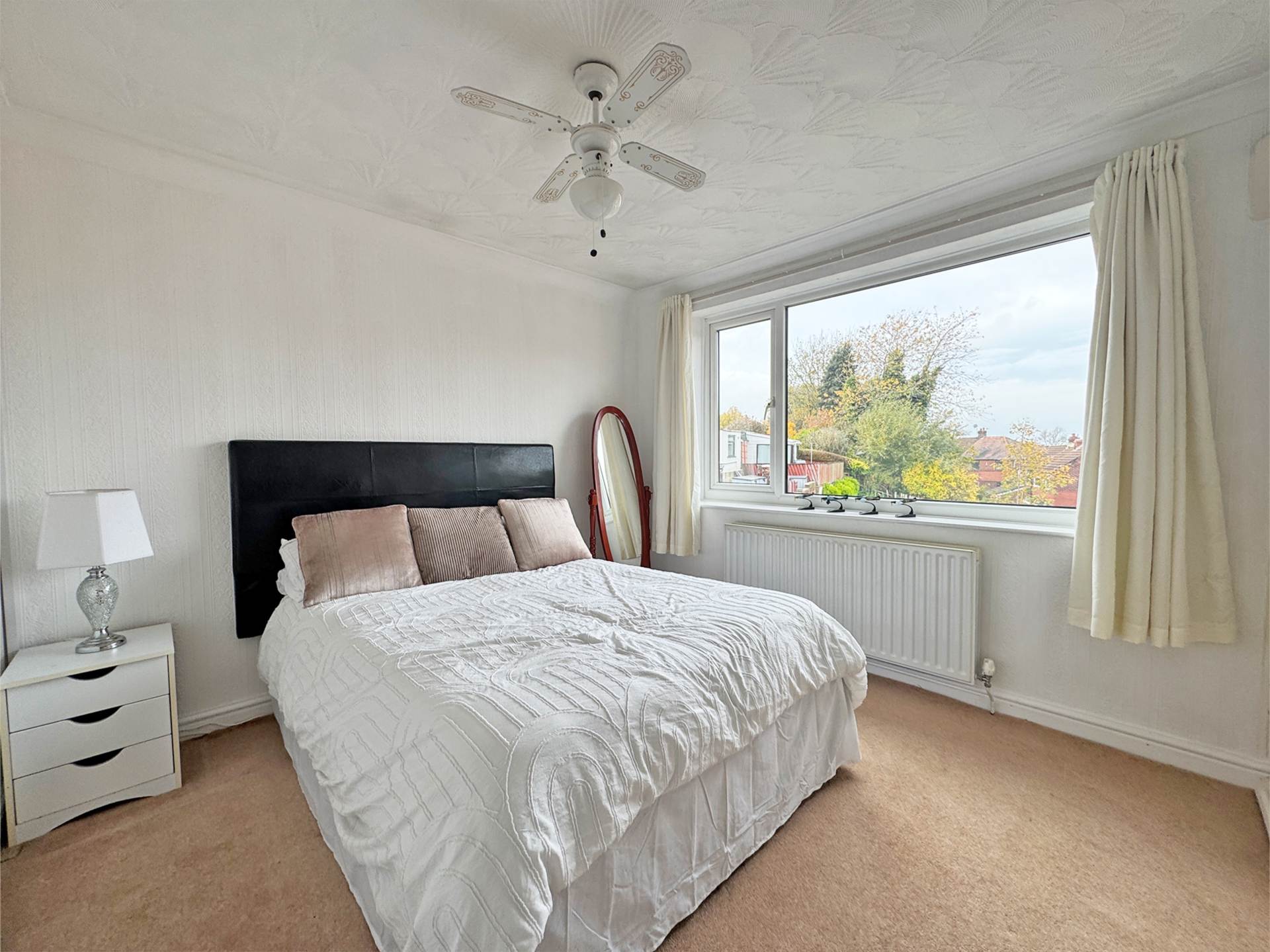 Edge Hill Road, Royton, Image 8