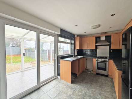 Torwood Road, Oldham, Image 4