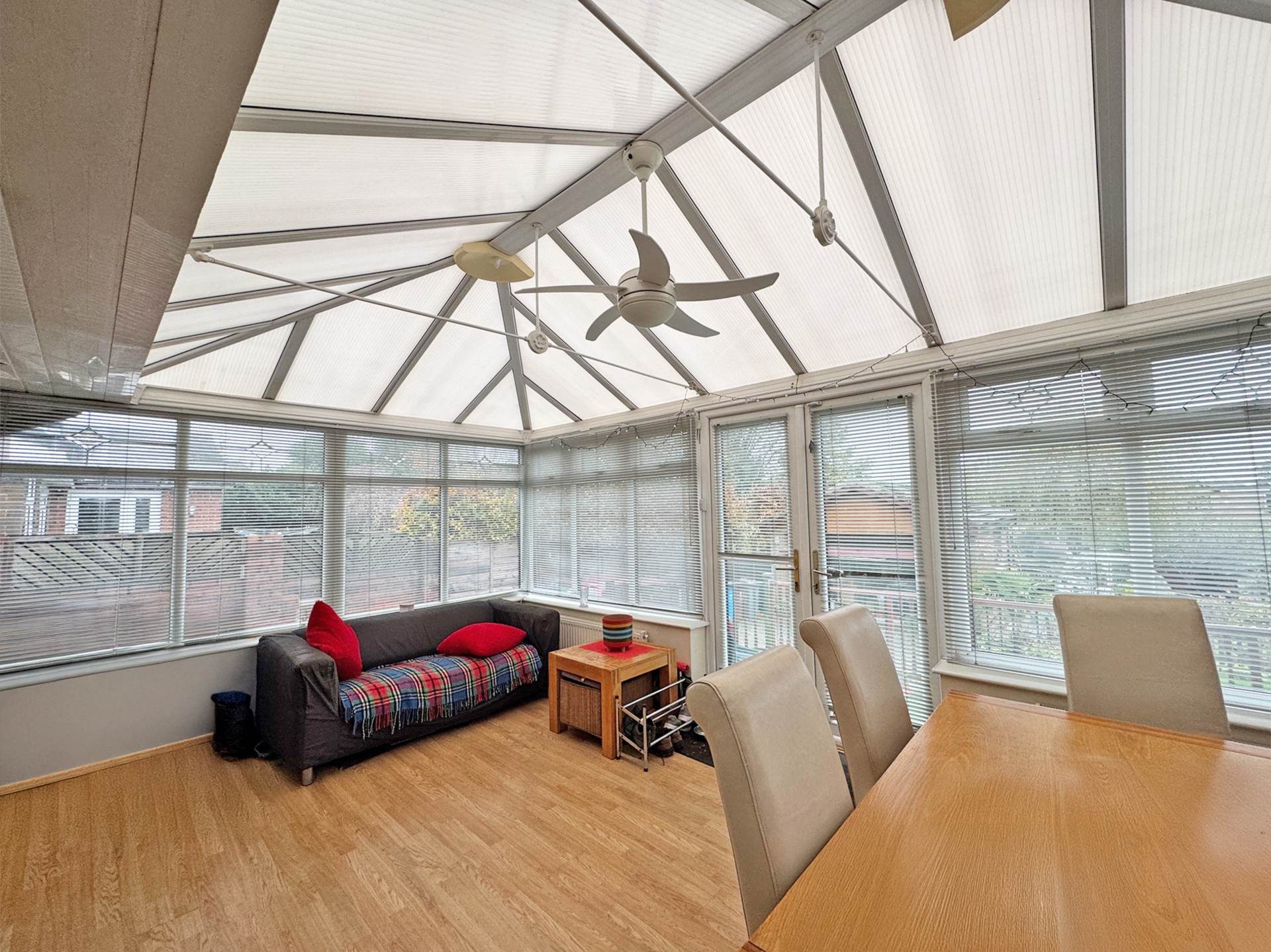 Dorset Avenue, High Crompton, Image 4