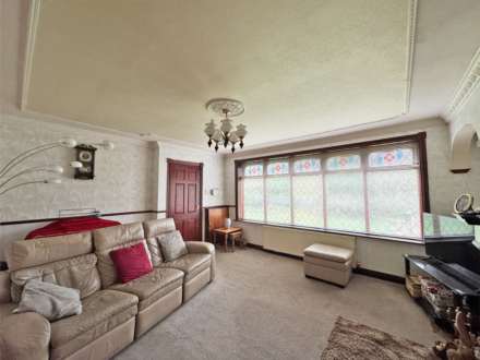 Dorset Avenue, High Crompton, Image 3