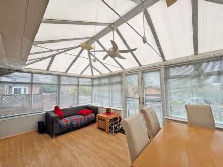 Dorset Avenue, High Crompton, Image 4