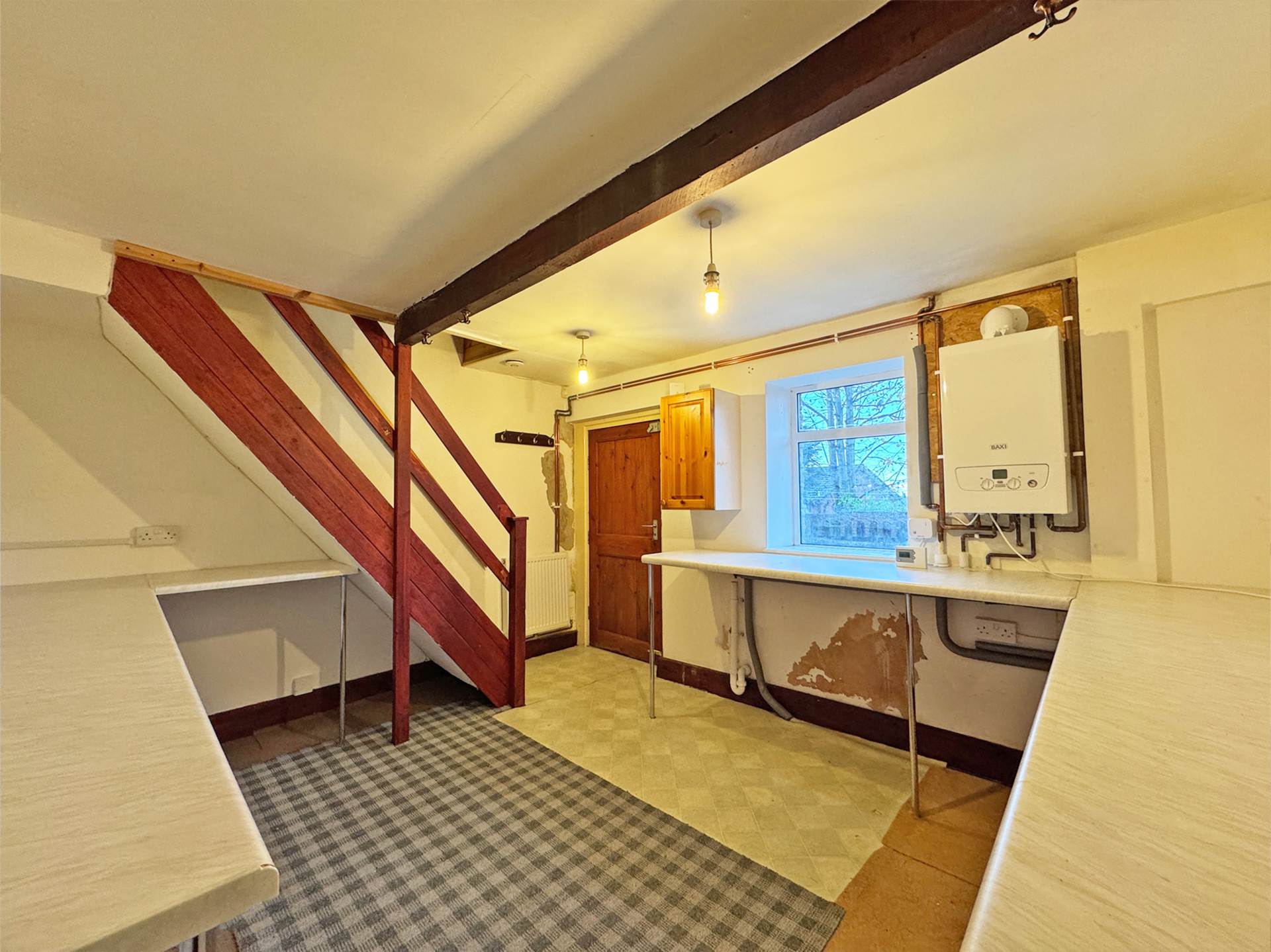 Walkers Court, Springhead, Image 12