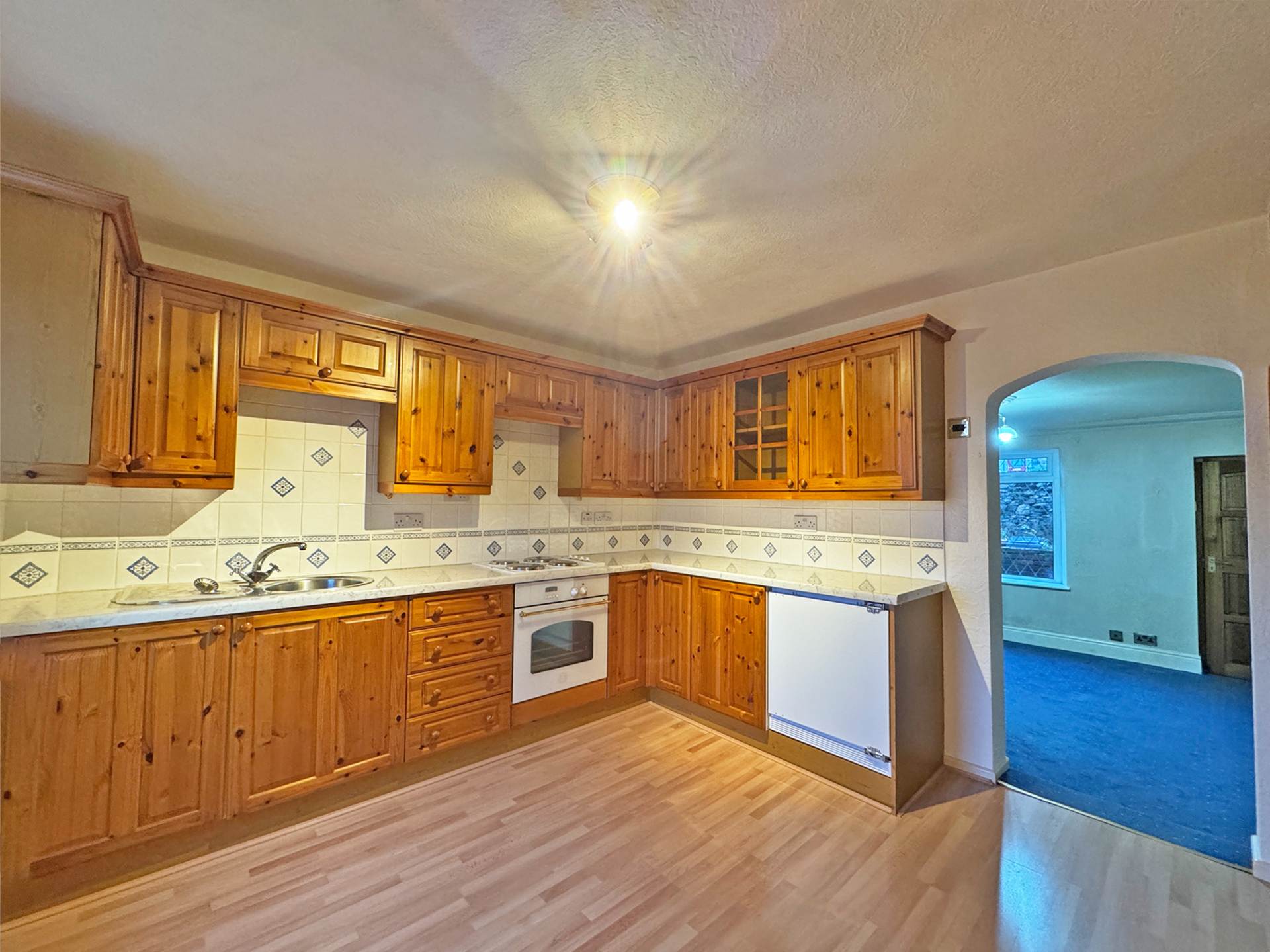 Walkers Court, Springhead, Image 5