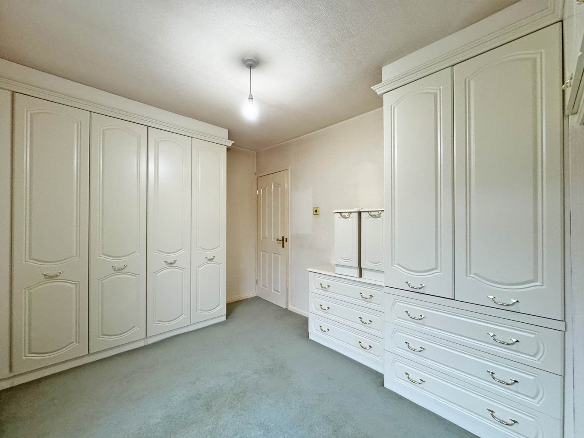 Walkers Court, Springhead, Image 7