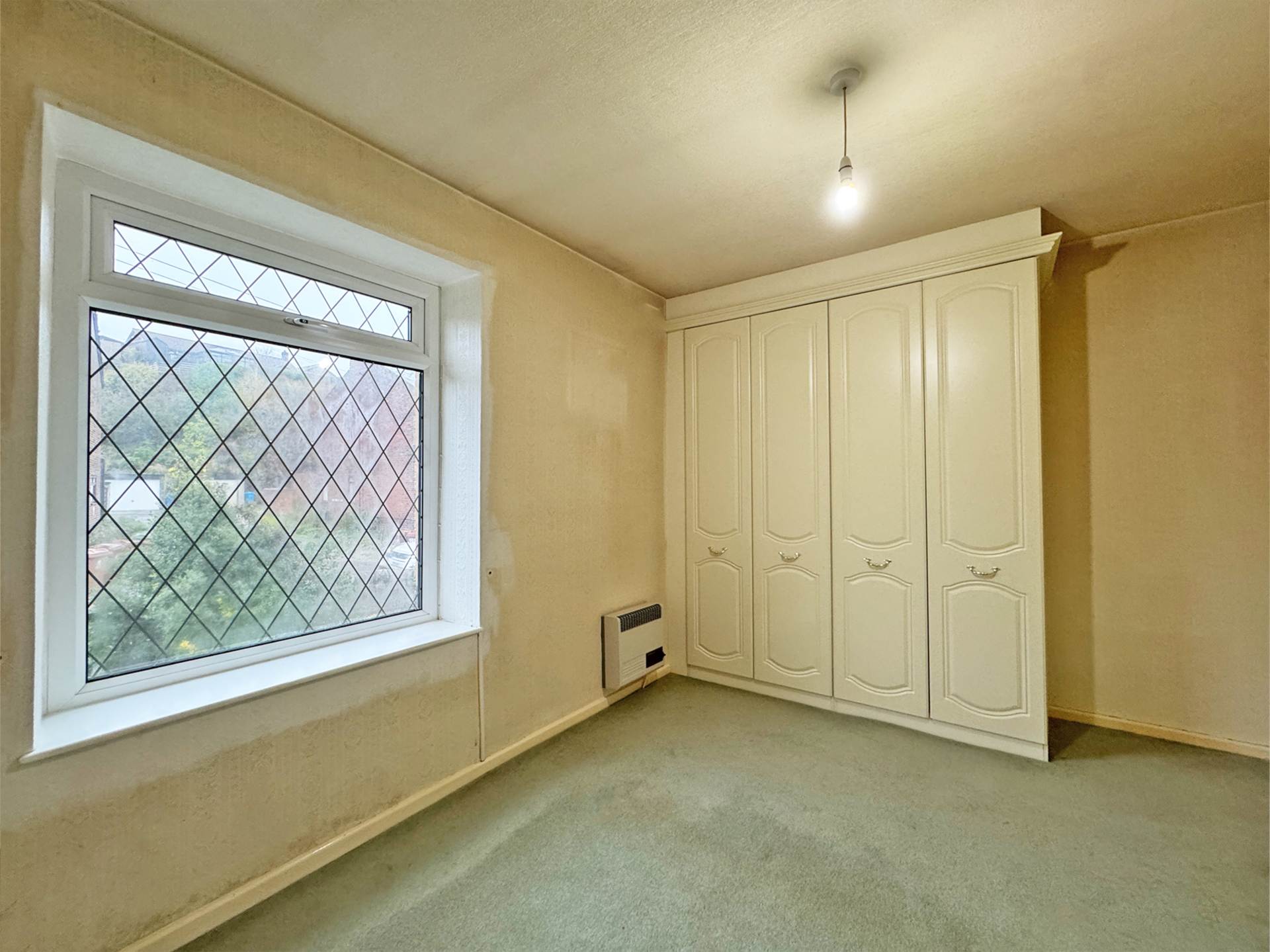 Walkers Court, Springhead, Image 8