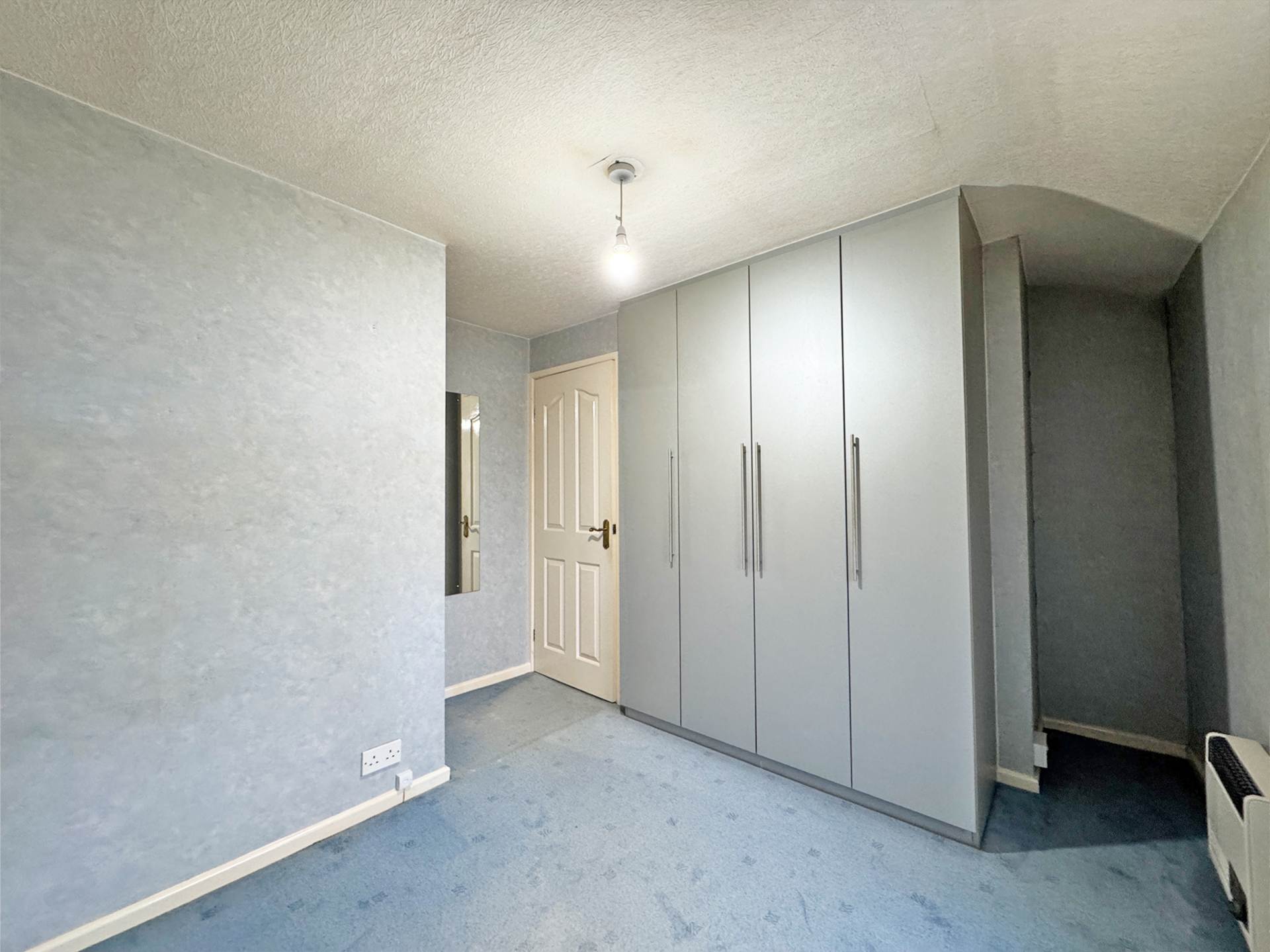 Walkers Court, Springhead, Image 9