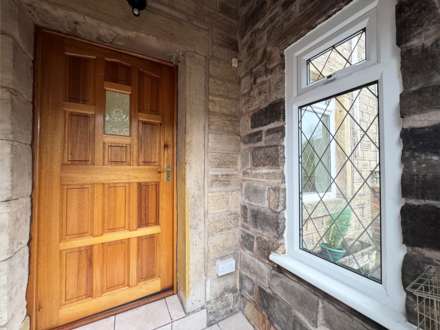 Walkers Court, Springhead, Image 2