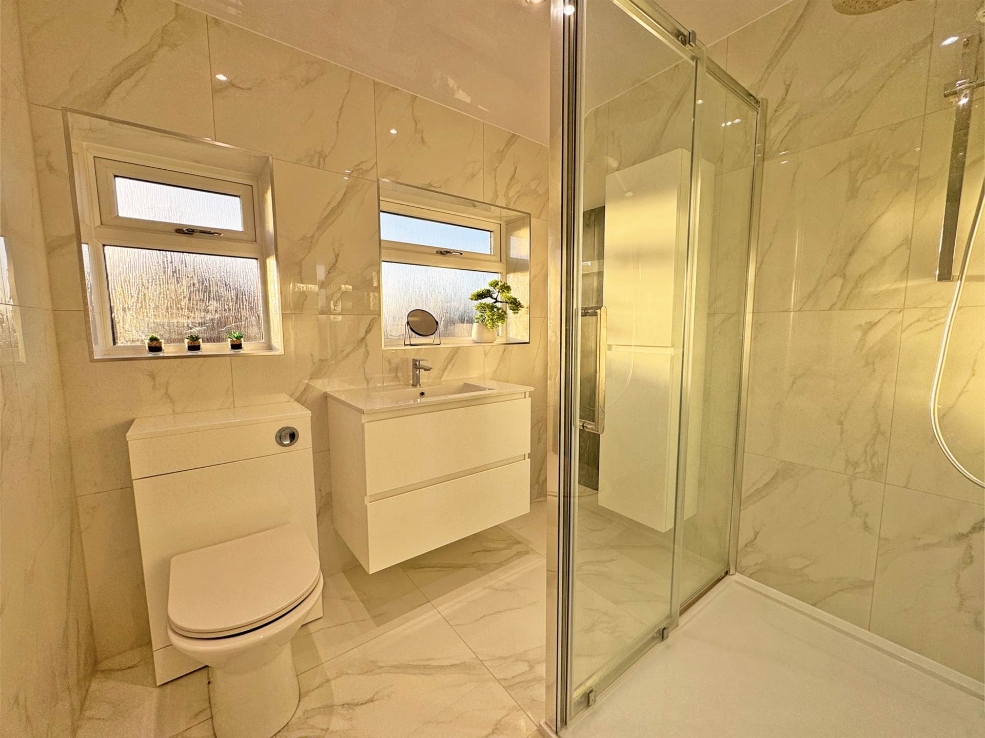 Princess Road, Oldham, Image 17