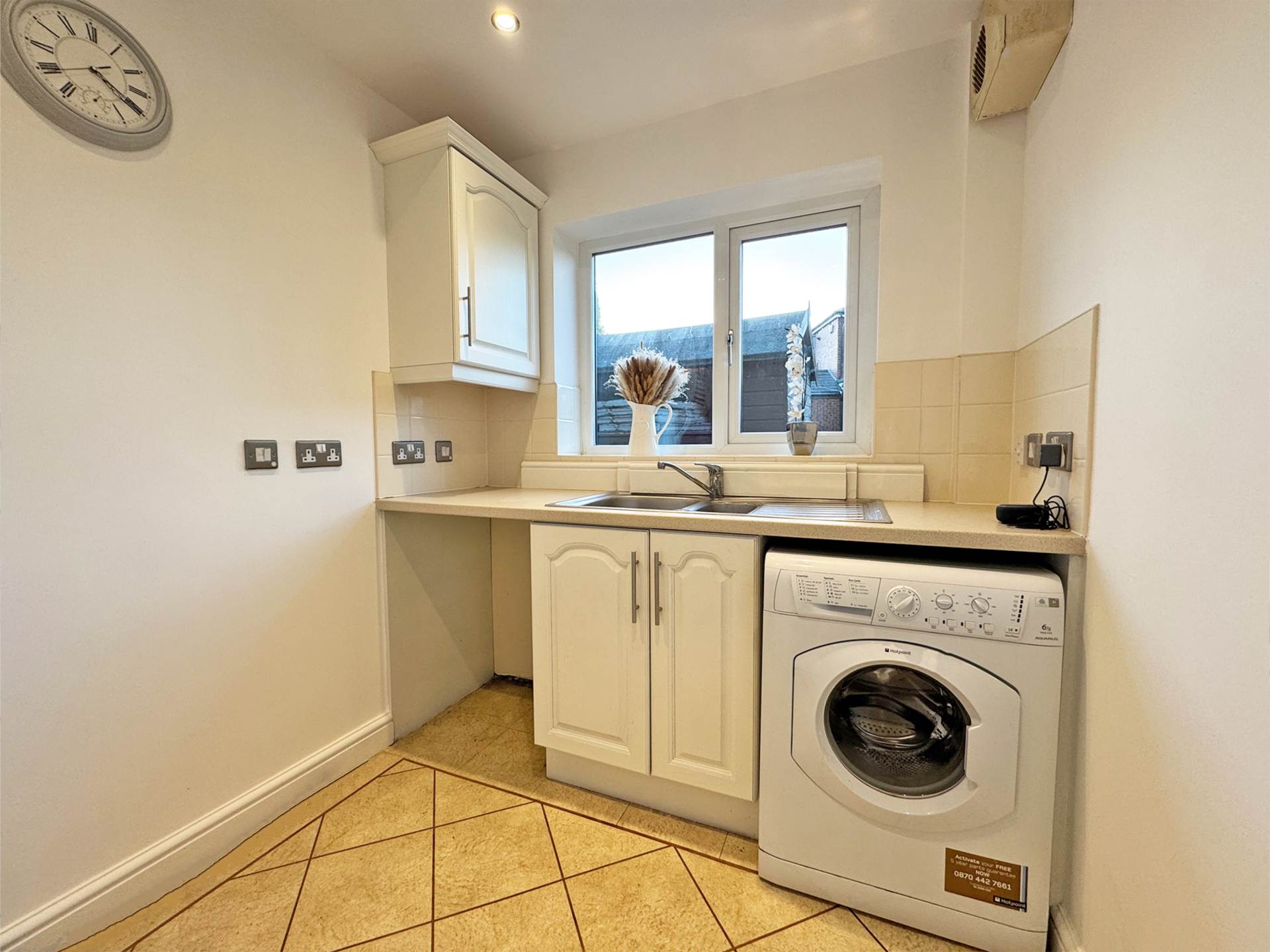 Princess Road, Oldham, Image 8