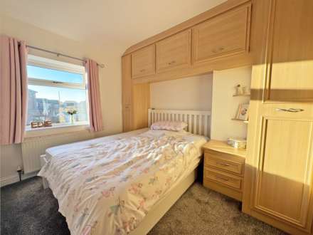 Princess Road, Oldham, Image 12