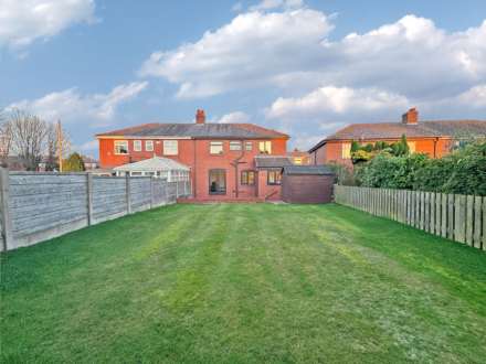 Princess Road, Oldham, Image 18