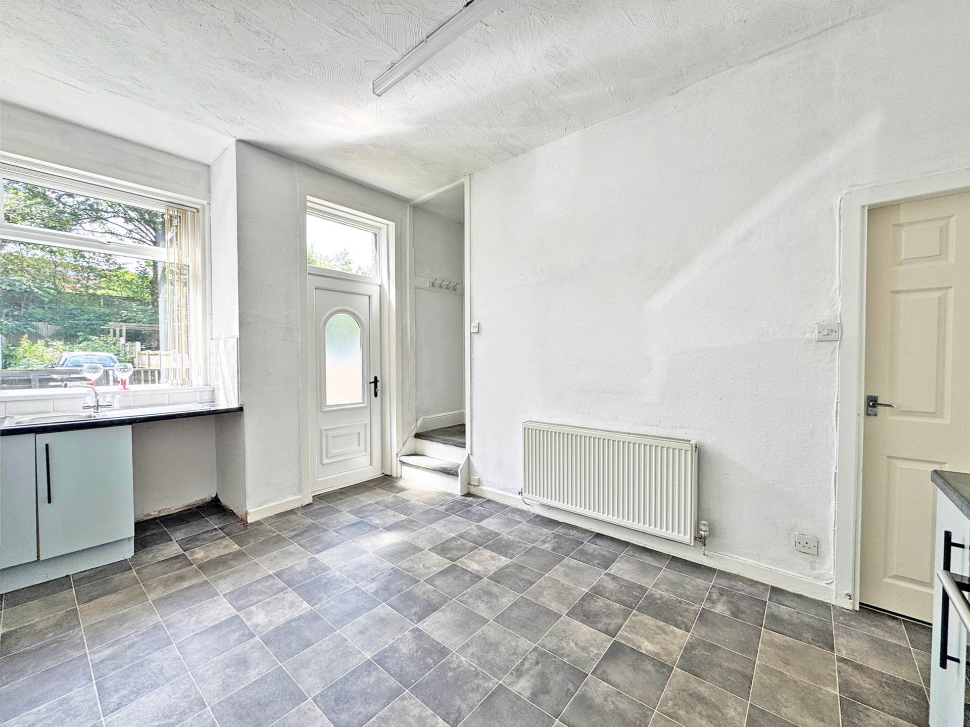 Beal Lane, Shaw, Image 11
